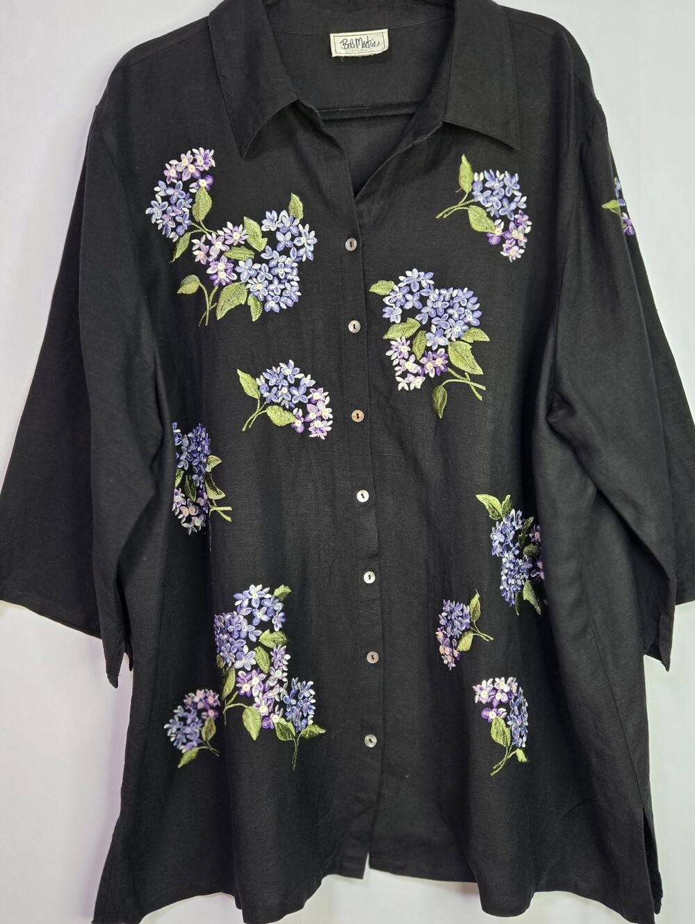 Bob Mackie Size 3X Black 3/4 Sl Button-Front Shirt, Hydrandea Sequin Embroidery